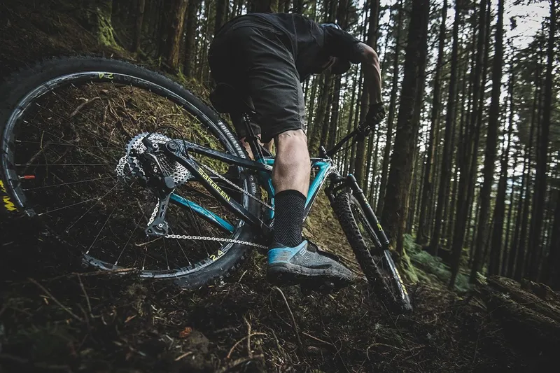 Saracen Kili Flyer Elite 27.5 inch 2018 Full Suspension MTB - Black-9