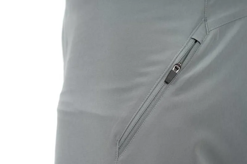 Cube Edge Lightweight Baggy Shorts - Grey -3