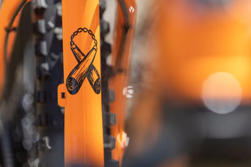 Surly Karate Monkey 27.5+ 2020 Hardtail MTB - Toxic Tangerine-4
