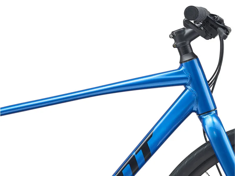 Giant Escape 3 Disc 21 Hybrid Bike Metallic Blue