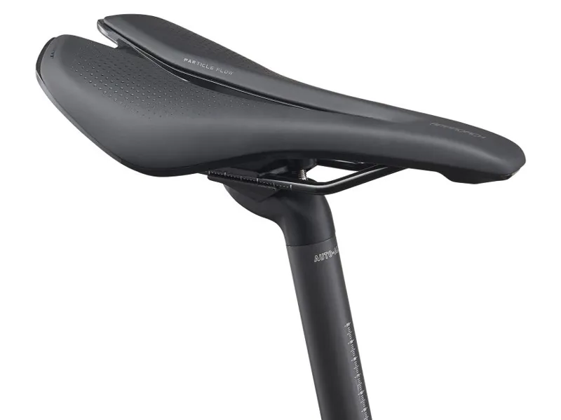 Giant FastRoad Advanced 2 2021 Flat Bar Road Bike - Charcoal