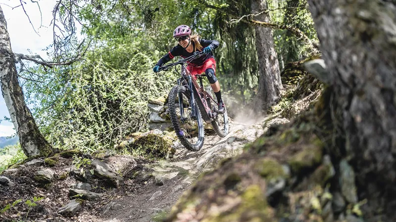 Scott Contessa Genius eRIDE 910 29er+ Womens 2020 Electric MTB - Pink-3