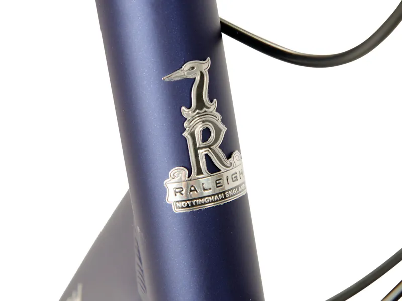 Raleigh Pioneer Tour 700 2023 Hybrid Bike - Blue/Grey-2