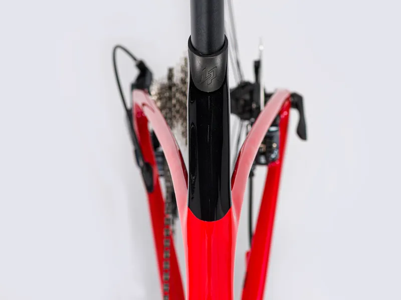 Lapierre Xelius SL 6.0 Disc 2021 Carbon Road Bike - Red -4