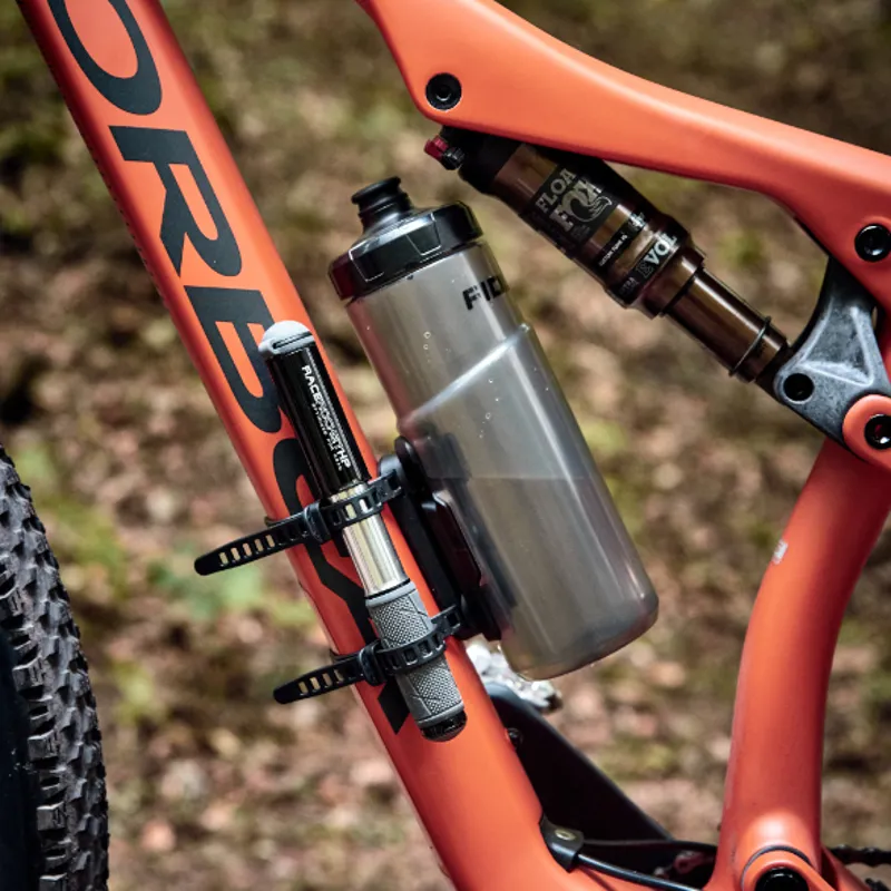 Fidlock Universal Bike/Frame Mount for TWIST Bottles-2