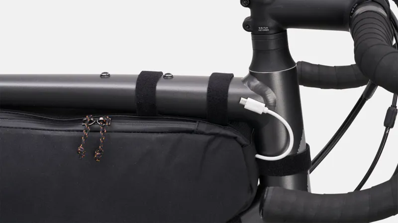 Specialized/FjAllrAven Frame Bag - Black - Medium-2