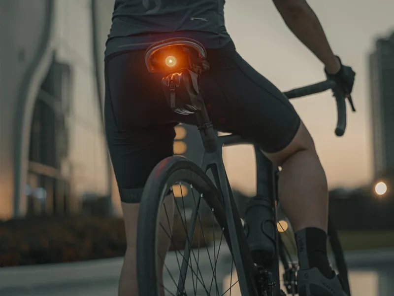 Topeak Taillux 40 DF Rechargeable Rear Light - Black-2