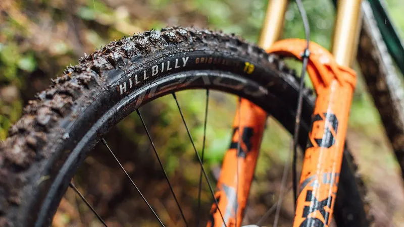 Specialized Hillbilly Grid Trail 2Bliss T9 29 x 2.4 MTB Tyre-2
