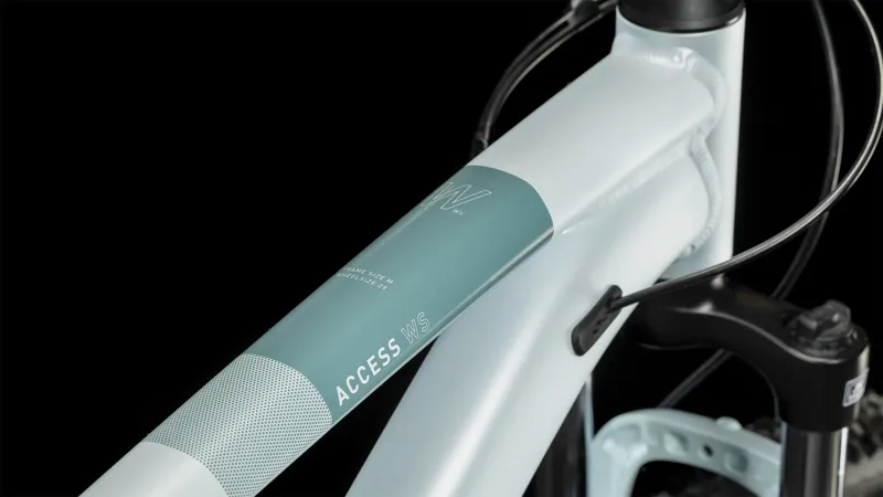 Cube Access 27.5/29er 2024 Women's Hardtail MTB -  Airygreen/Mint-1