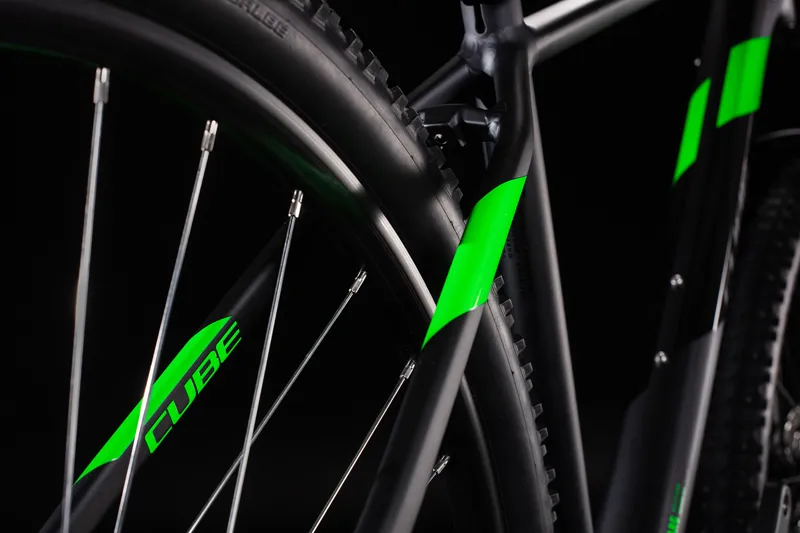 Cube Aim Race 27.5/29er 2020 Hardtail Mountain Bike - Black/Flashgreen-5