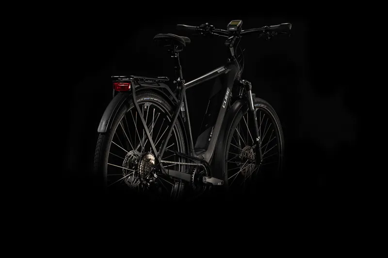 Cube Kathmandu Hybrid Pro 625 2020 Electric Urban Bike - Black/White-1