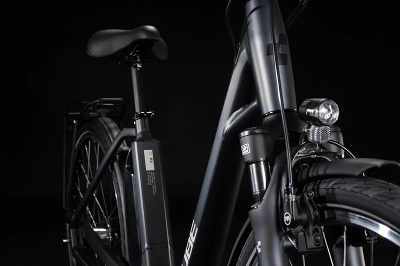 Cube Town Hybrid One 400 2020 Electric Urban Bike - Iridium/Black-2