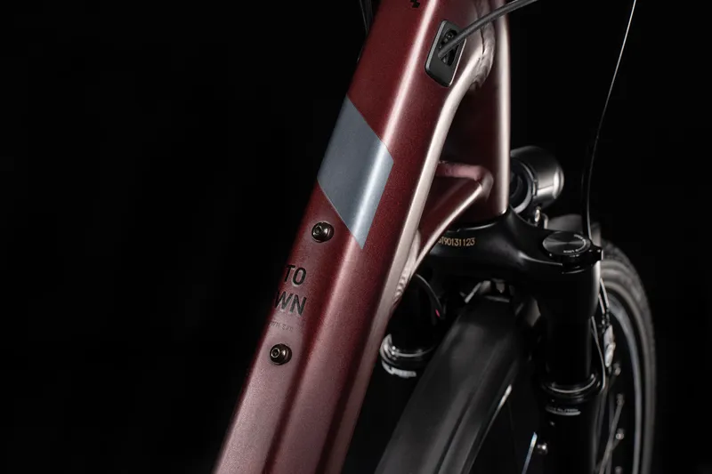 Cube Town Hybrid EXC 500 2020 Electric Urban Bike - Red/Black-3