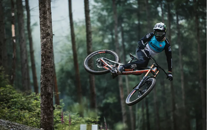 Saracen Myst Team 27.5/29er Full Suspension MTB Bike - Grey-5