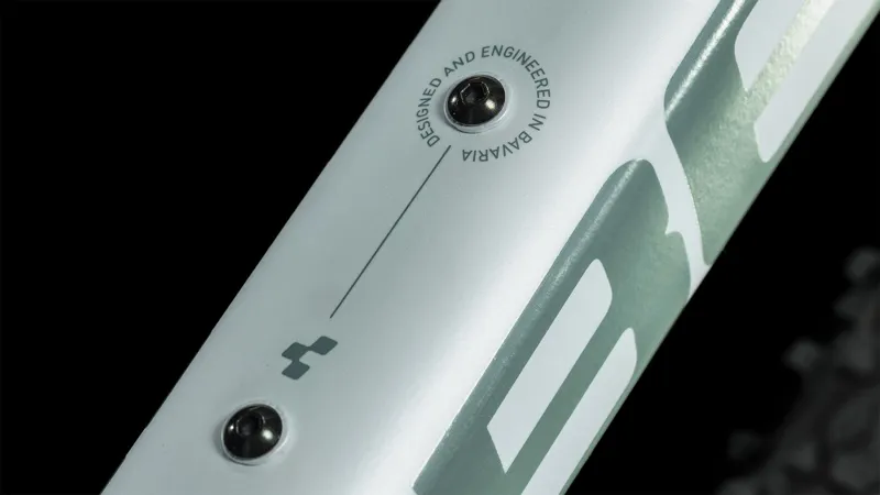 Cube Access 27.5/29er 2024 Women's Hardtail MTB -  Airygreen/Mint-2