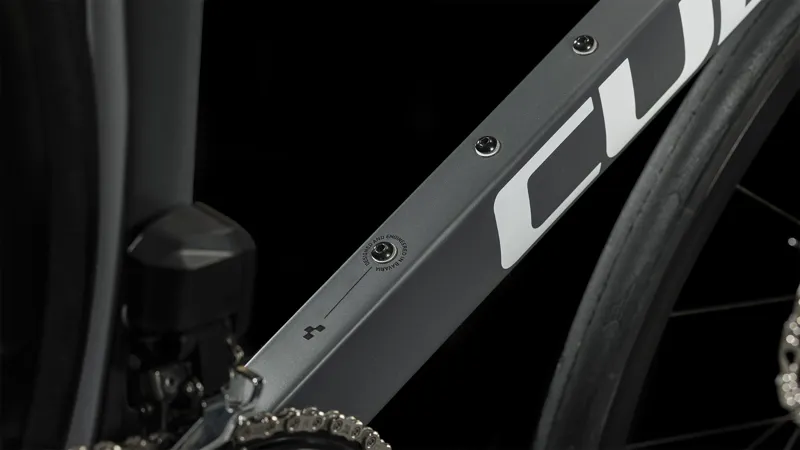 Cube Agree C:62 2024 Carbon Di2 Road Race Bike - Grey/Black-3