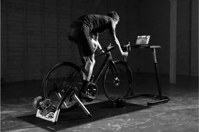 Giant NeosTrack GPS Computer-12