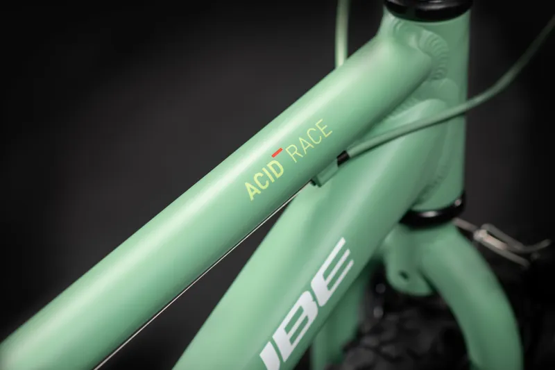 Cube Acid 200 20w 2022 Kids Bike - Green/White-1