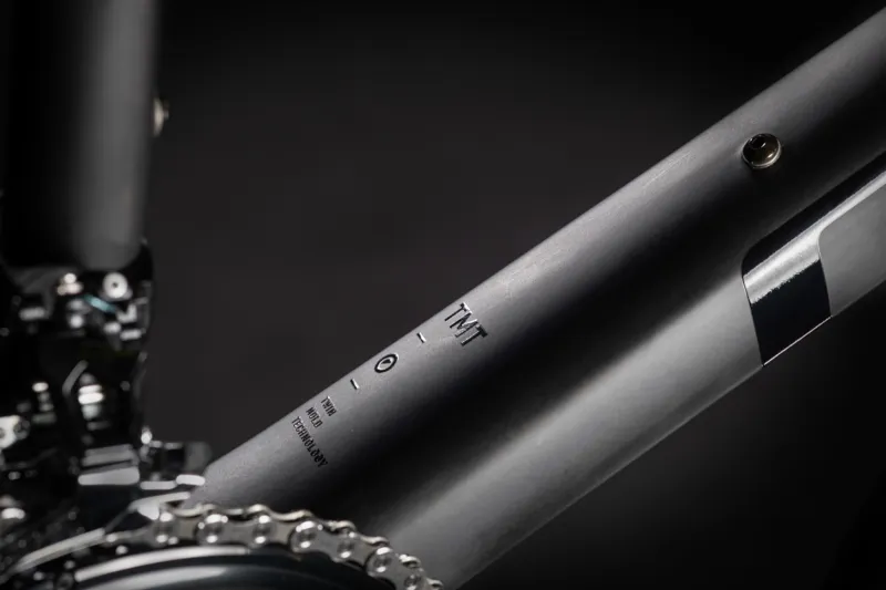 Cube Attain GTC Race 2021 Road Bike - Carbon/Flashyellow-2