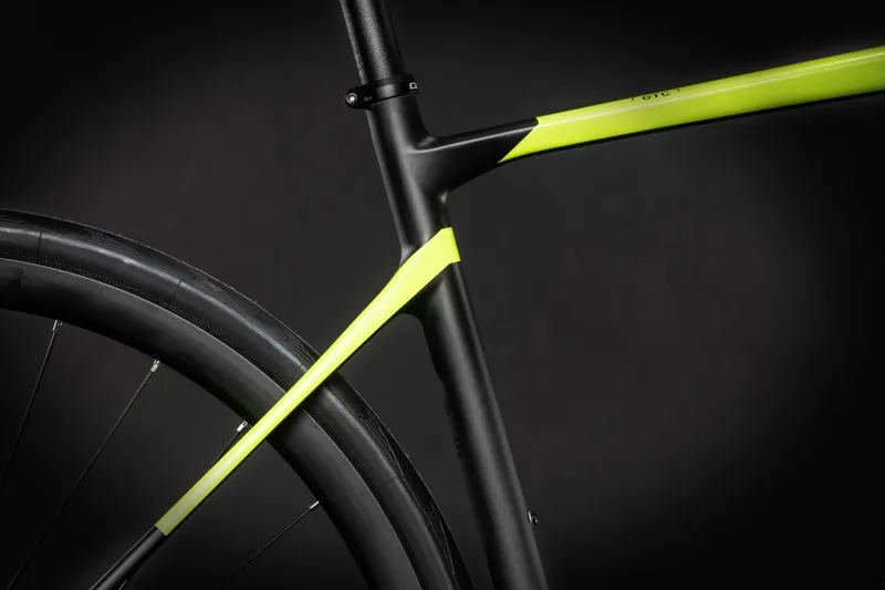 Cube Attain GTC Race 2021 Road Bike - Carbon/Flashyellow-3