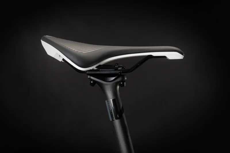 Cube Agree C:62 Race 2021 Road Bike - Carbon/White-3