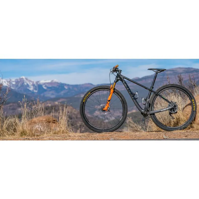 Stans NoTubes Crest CB7 29er 15x110 Carbon Front MTB Wheel-4