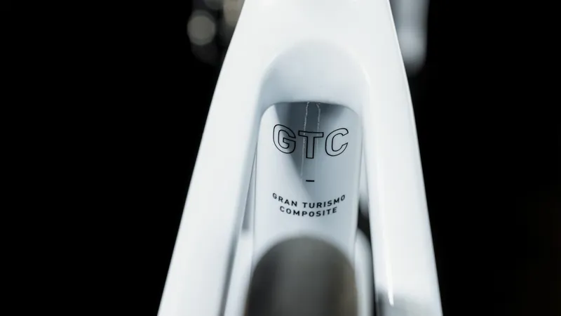 Cube Attain GTC Race 2024 Endurance Road Bike - Flashwhite/Black-4