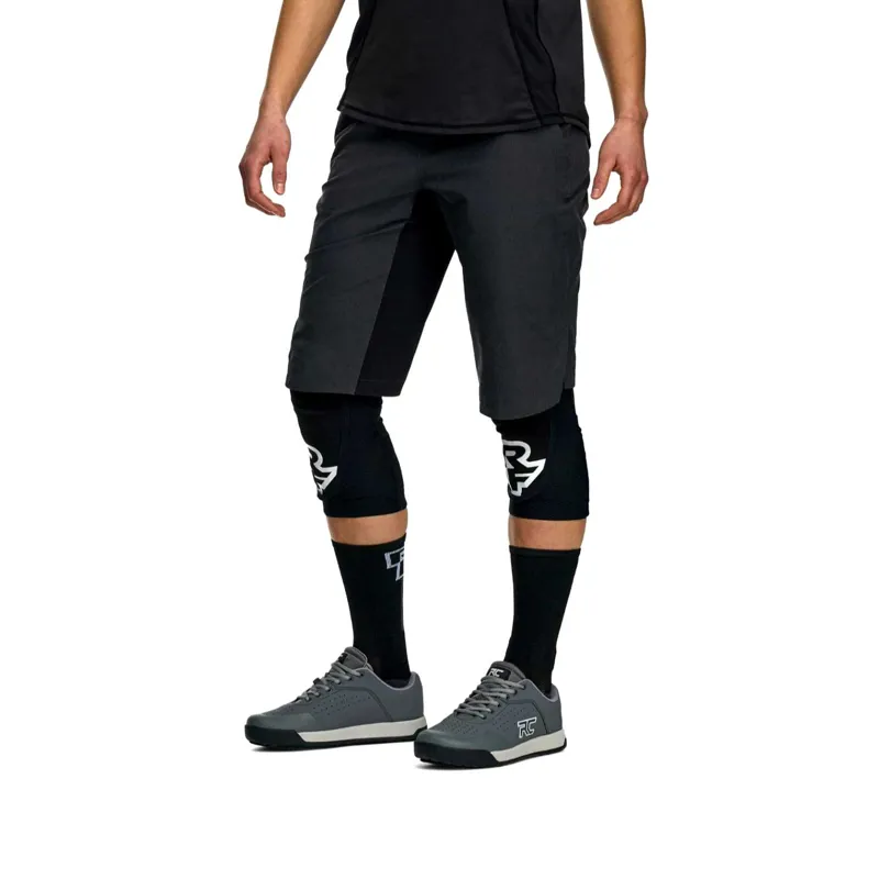 Race Face Traverse MTB Baggy Men's Shorts - Black-4