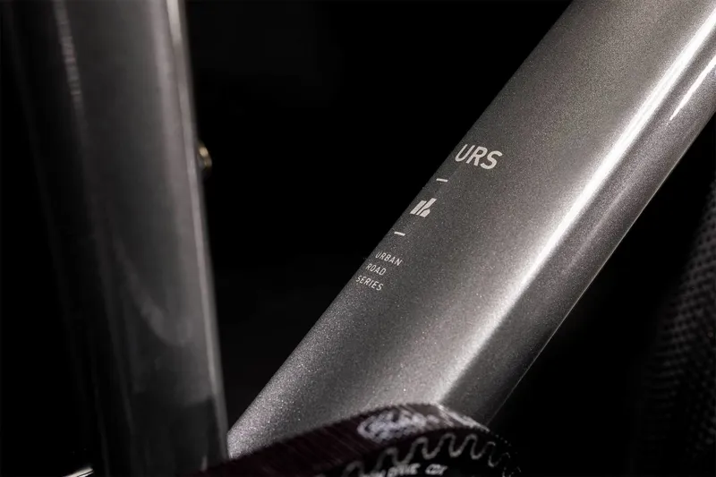 Cube Editor 2022 Belt Drive Hybrid Bike - Grey/Silver-3