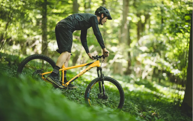 saracen trail bike