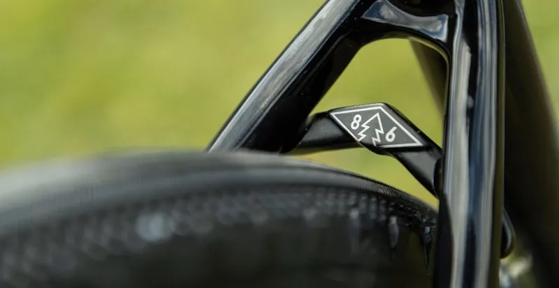 Marin Headlands 2 Gravel Road Bike - Black/Orange-5