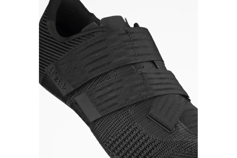 Fizik R2 Vento Aeroweave Road Shoes - Black -4