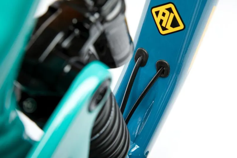 Kona Operator 27.5 2019 Full Suspension Downhill MTB Bike - Seafoam-5
