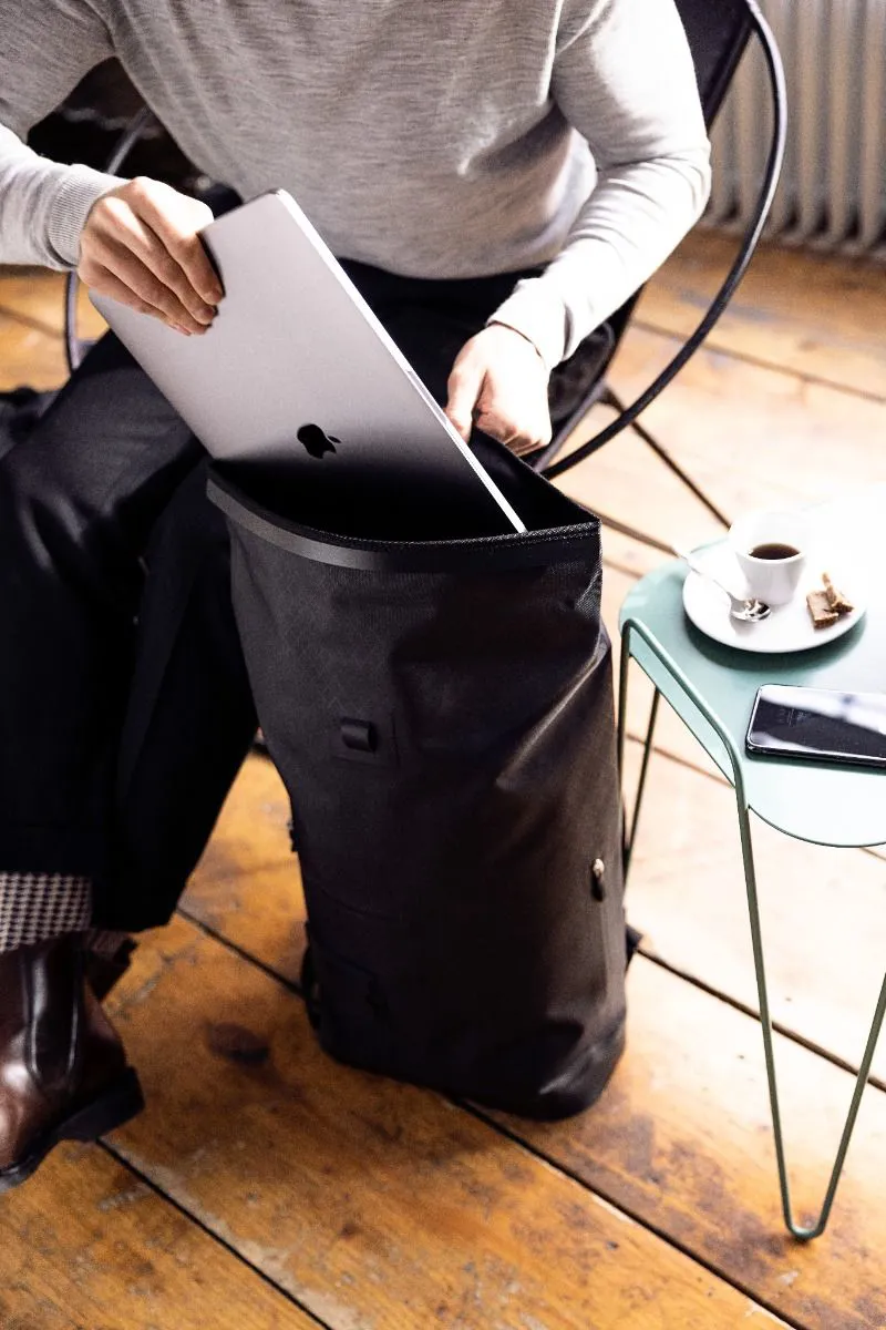 Ortlieb Daypack Metrosphere Backpack - 21 Litre - Black-7