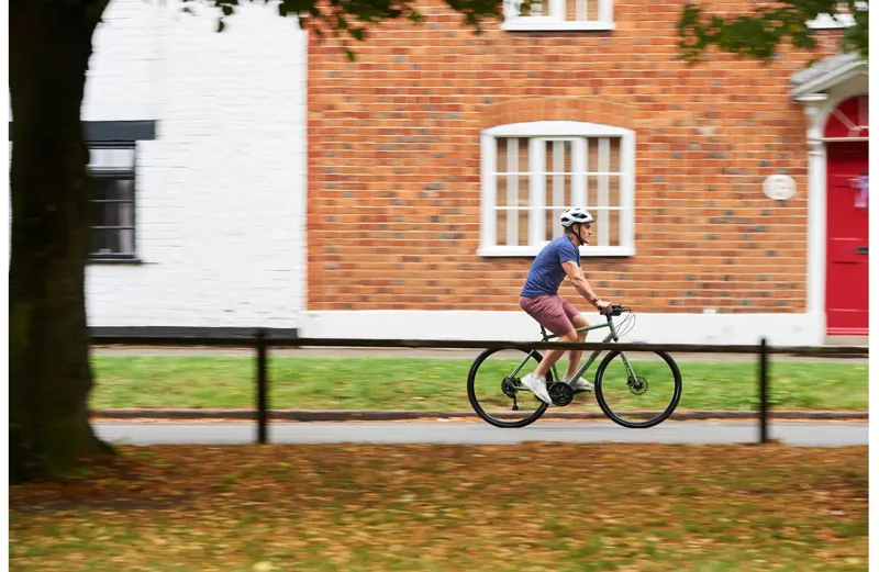 Genesis Broadway 2023 Hybrid Bike - Green-11