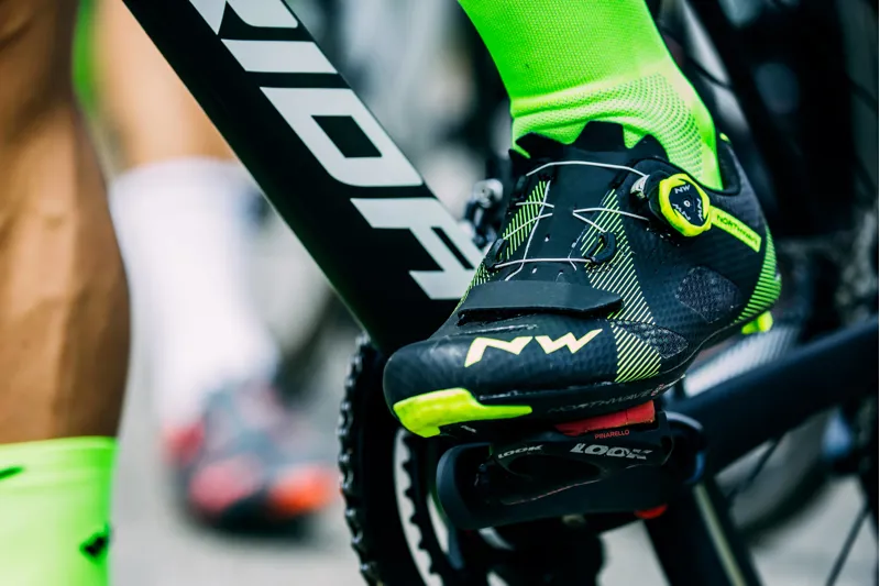 northwave carbon road shoes