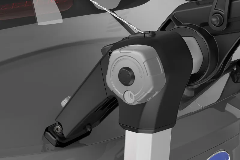 Thule OutWay Hanging 2-Bike Boot Fit Car Cycle Carrier - Black/Silver-6