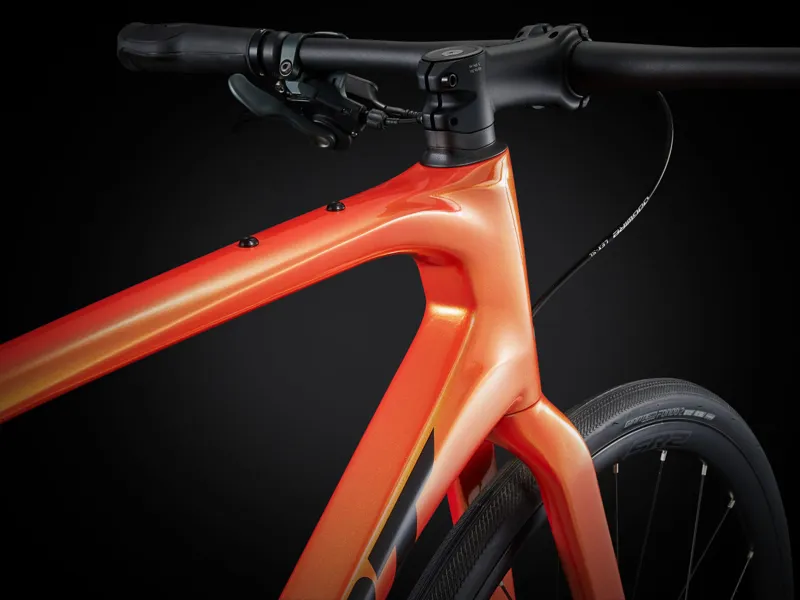 Giant FastRoad Advanced 2 2024 Flat Bar Carbon Road Bike Helios Orange-11