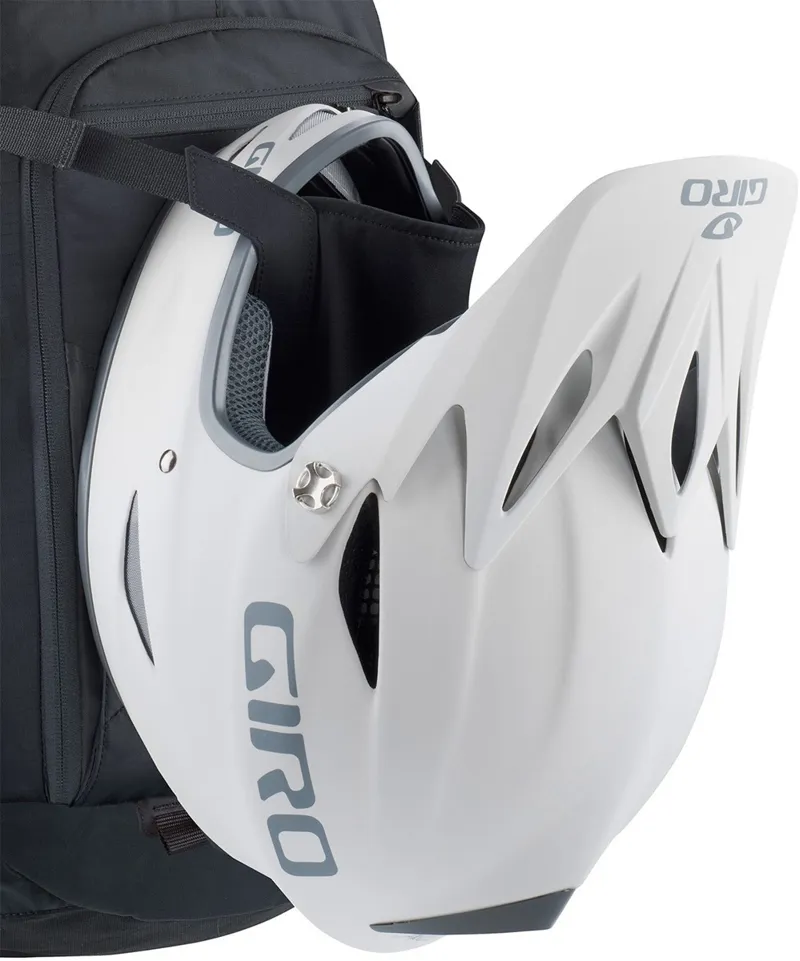 Evoc FR Trail Unlimited 20L Backpack - S - 18L-8