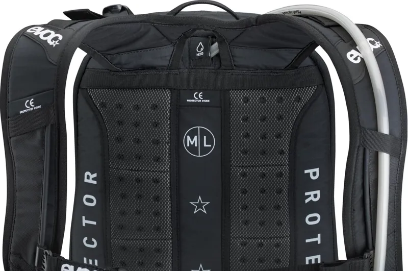 Evoc FR Trail Unlimited 20L Backpack - S - 18L-4