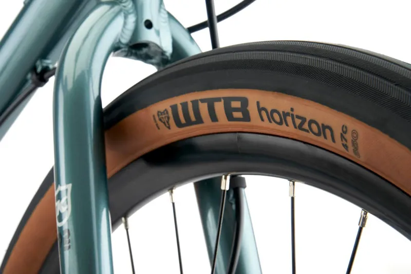 Kona Dew Plus 2022 Hybrid Bike - Gloss Dragonfly Green-6