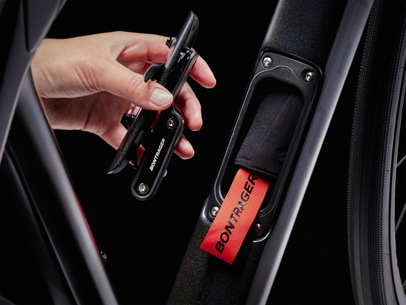 Trek Domane SL 6 Gen 4 Endurance Carbon Road Bike - Trek Black - 58cm-4