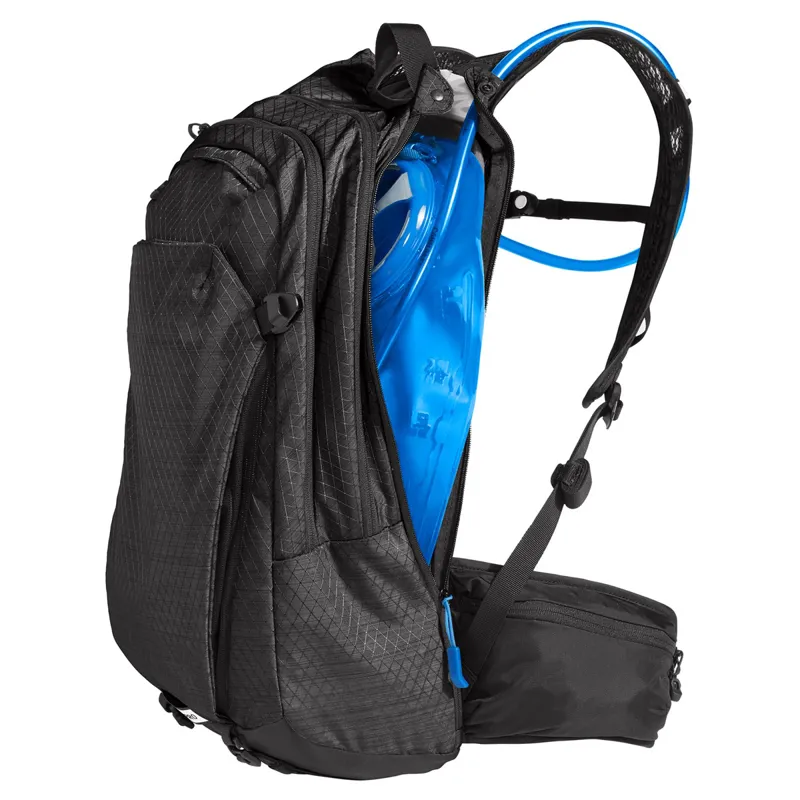 Camelbak Hawg Pro 20 Litre Hydration Pack Black