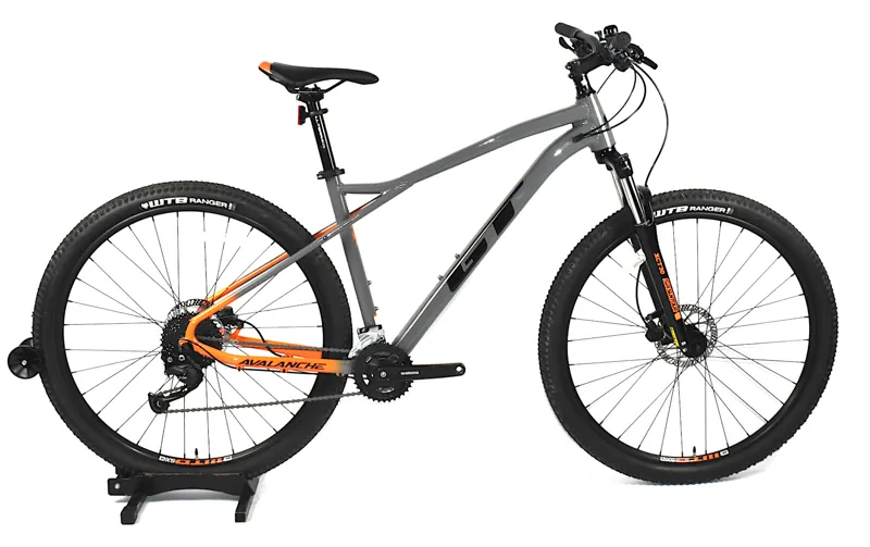 Nearly New 2021 GT Avalanche Sport 29er Hardtail Mountain Bike Large Grey