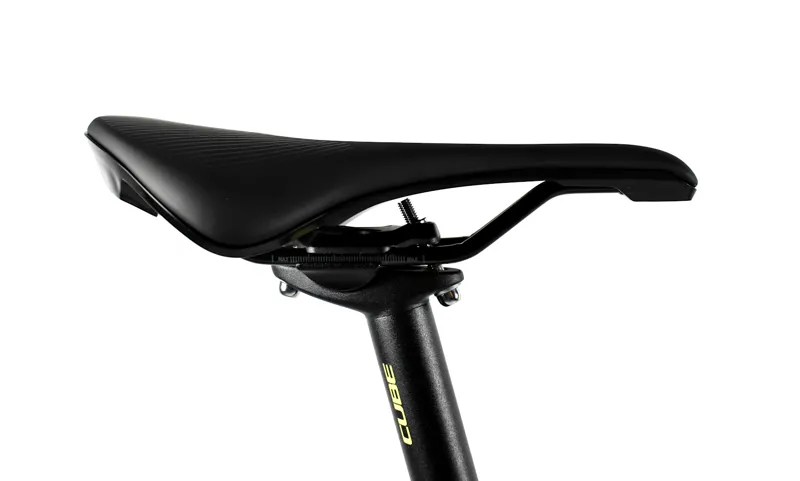 Nearly New 2021 Cube Attain GTC Race Road Bike 58cm Carbon/Flash Yellow-6