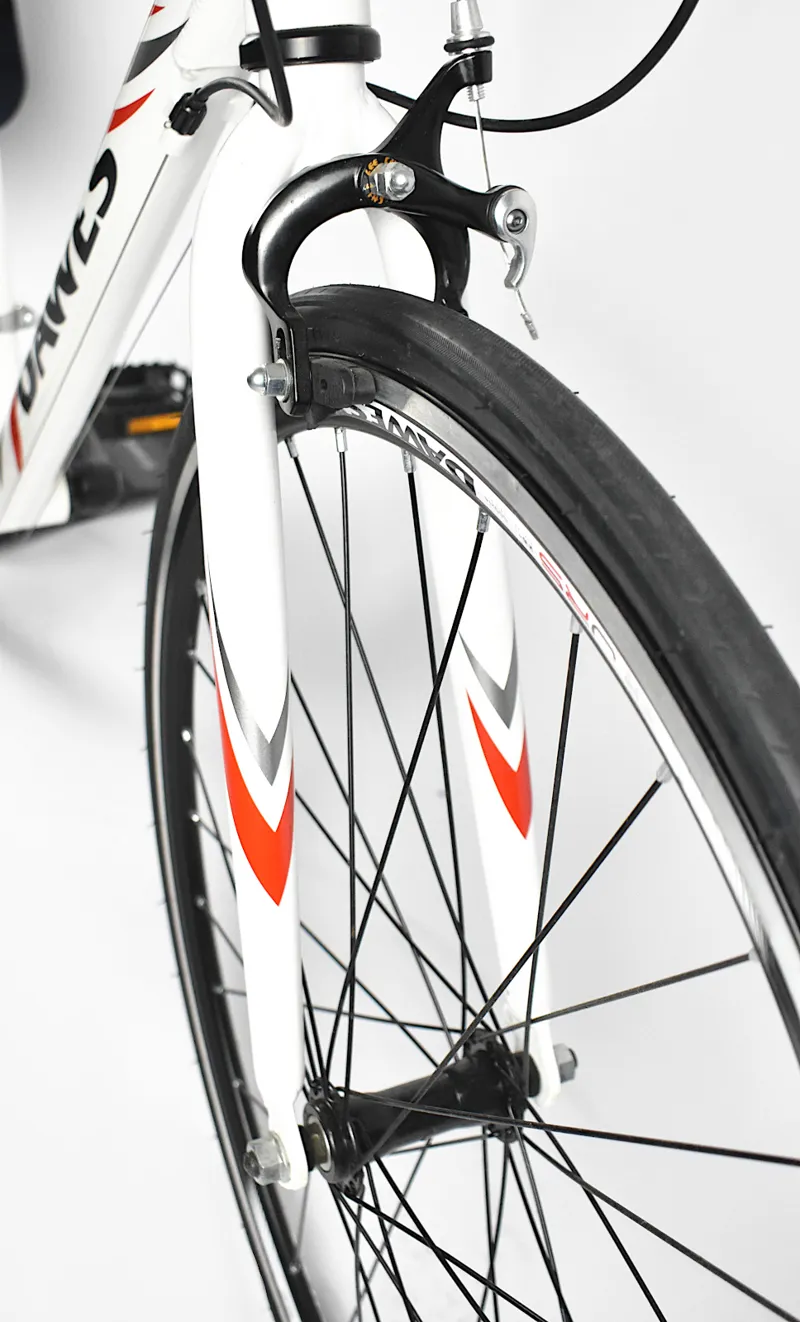 Nearly New 2014 Dawes Sprint Kids Road Bike 26w 16 inch White-9