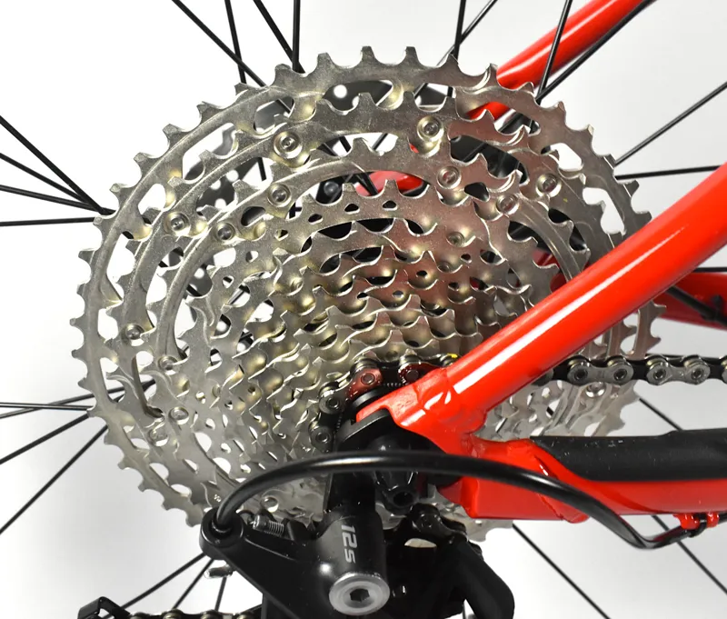 Nearly New 2022 Scott Scale 980 29er Hardtail Mountain Bike Medium Red-6