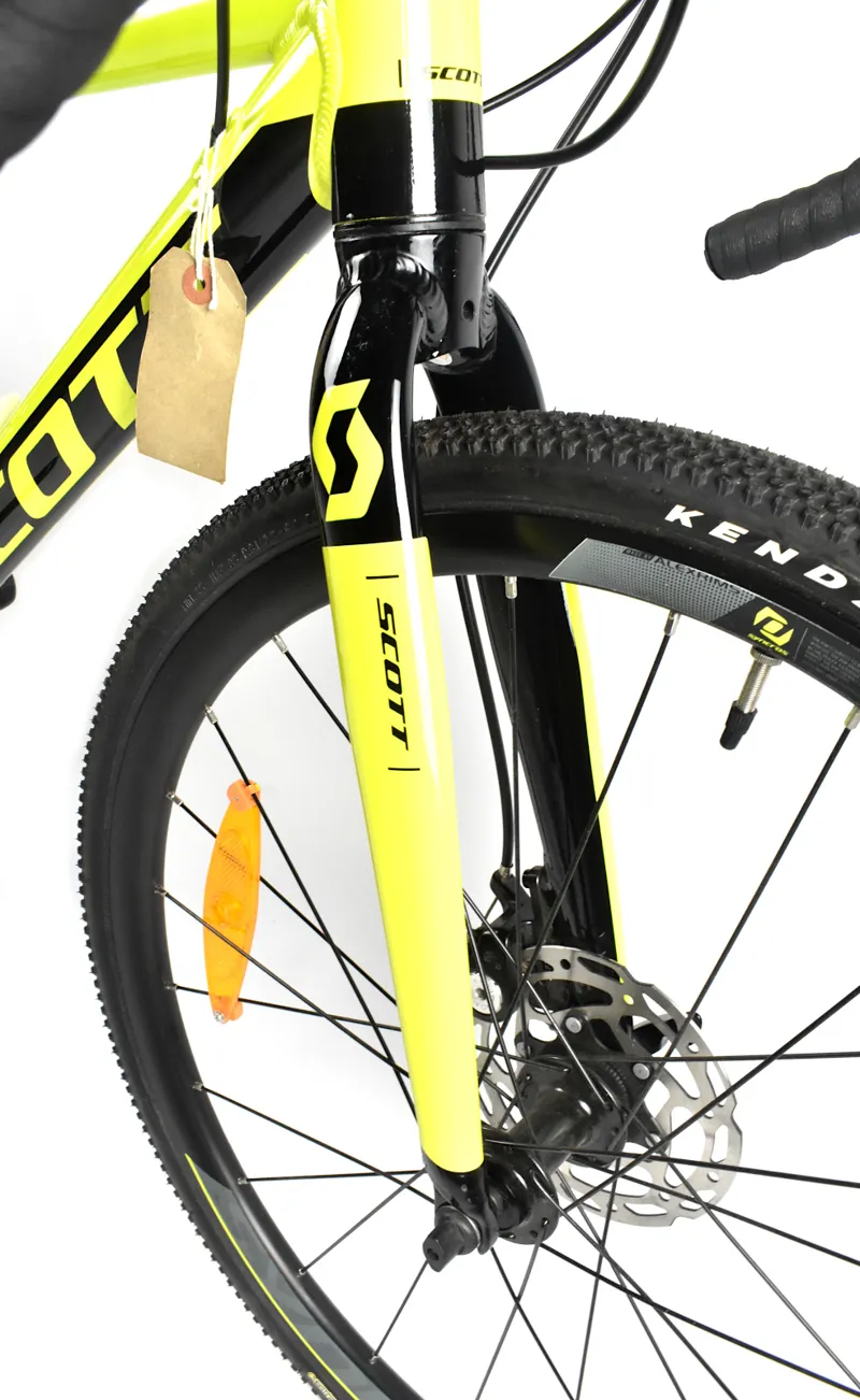 Nearly New 2019 Scott Gravel 24 inch Road Bike Green-1