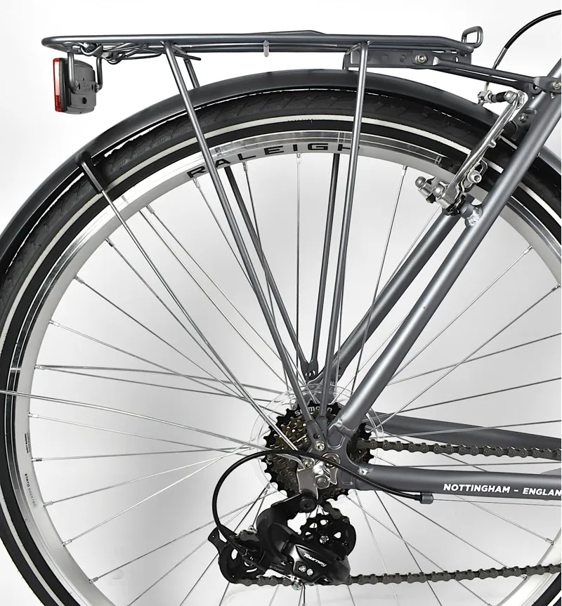 Nearly New 2020 Raleigh Pioneer 700c Hybrid Bike 23 inch XL Grey-7