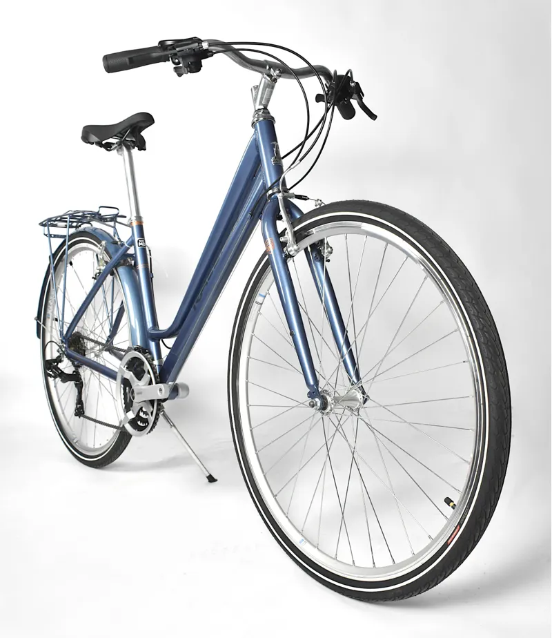 Nearly New 2018 Raleigh Pioneer Womens Hybrid Bike 18 Inch Blue-6